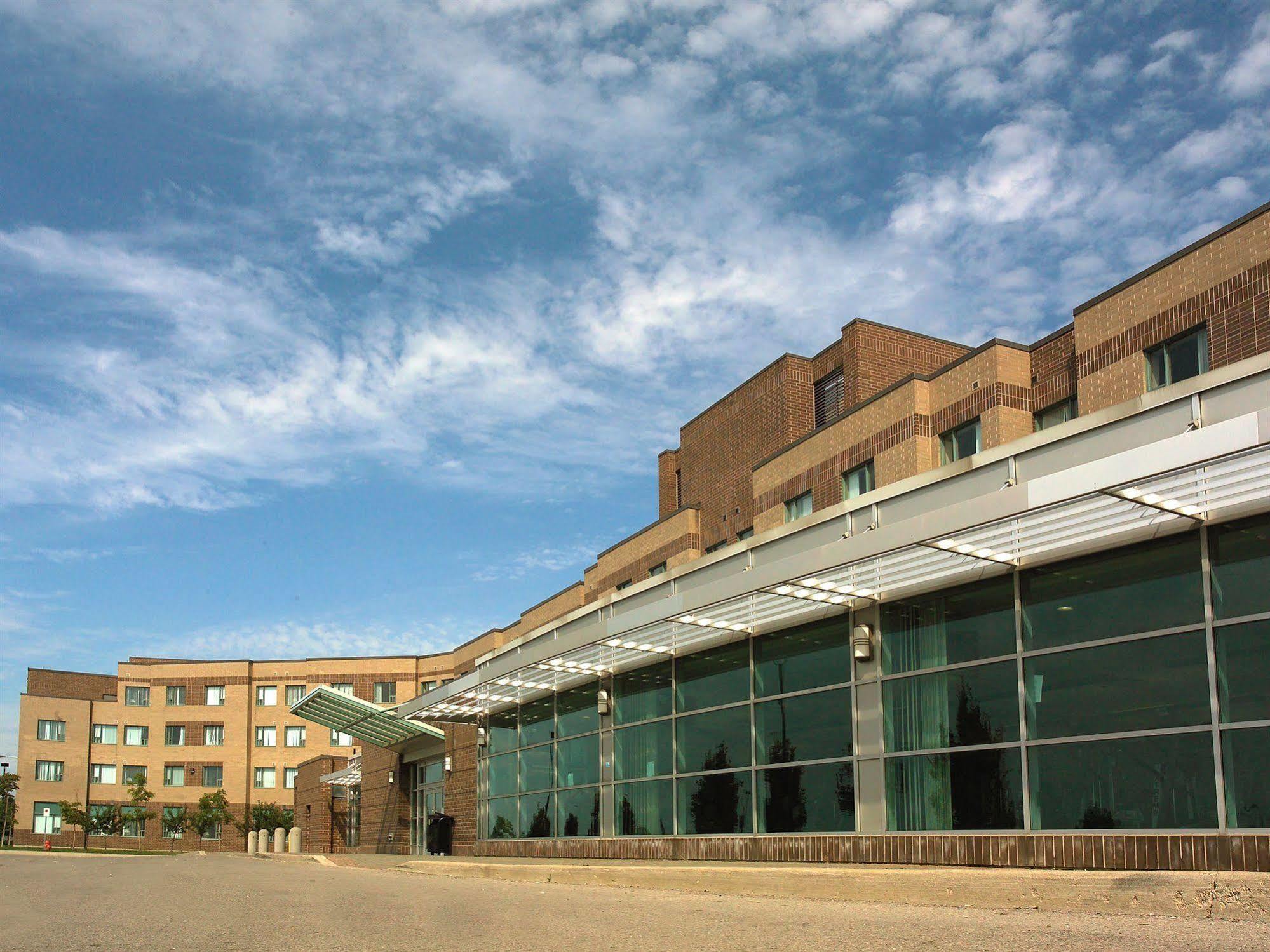 Residence & Conference Centre - Hamilton Exterior photo